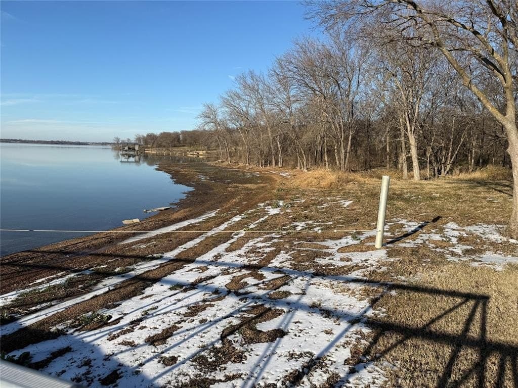 1.01 acres in Navarro County - photo 34