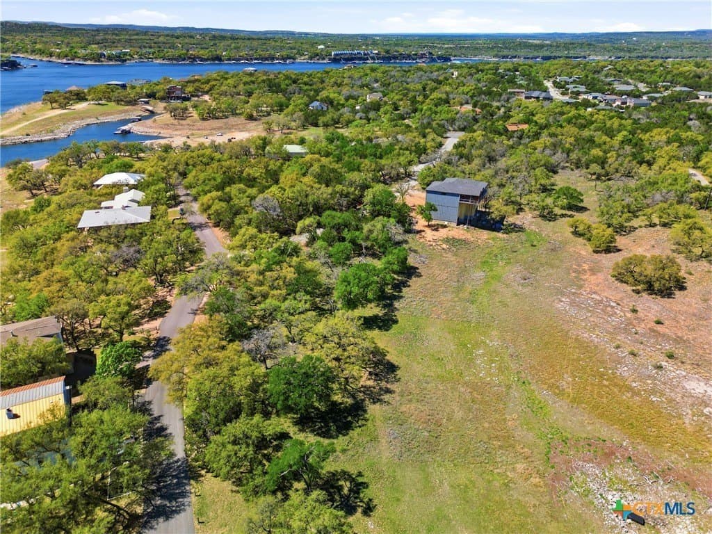 0.36 acres in Travis County - photo 3
