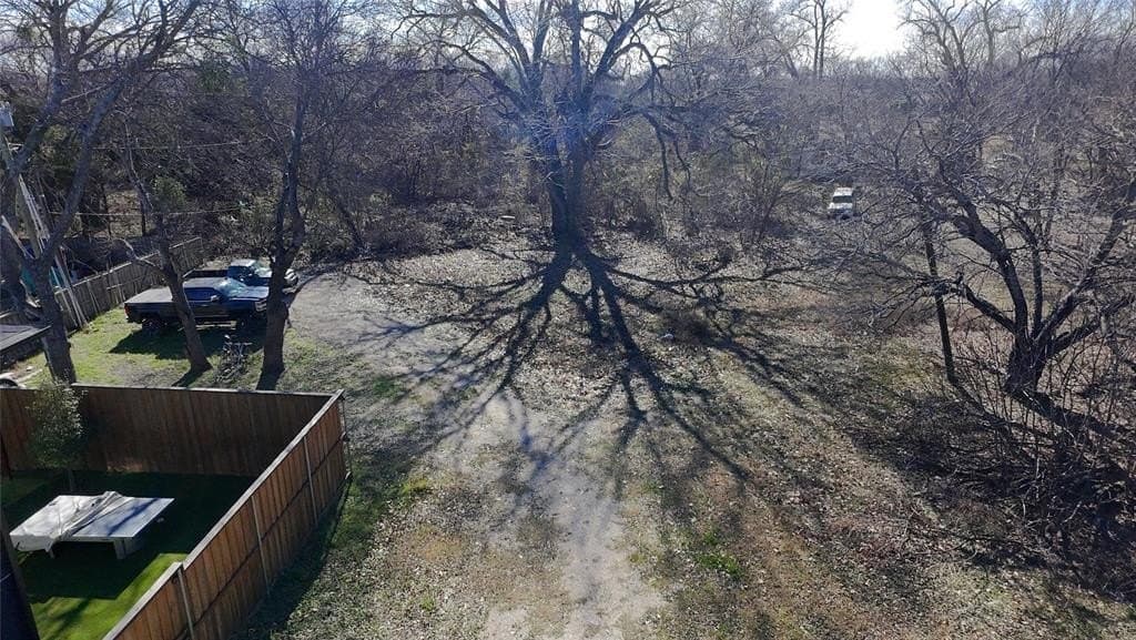0.25 acres in Dallas County - photo 4
