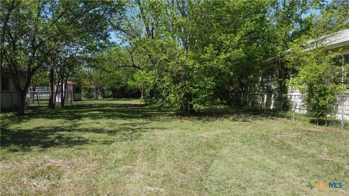 0.12 acres in Williamson County - photo 5