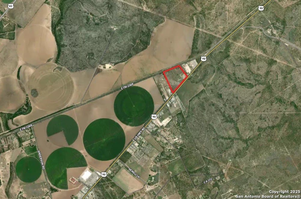 32.89 acres in Uvalde County - photo 3