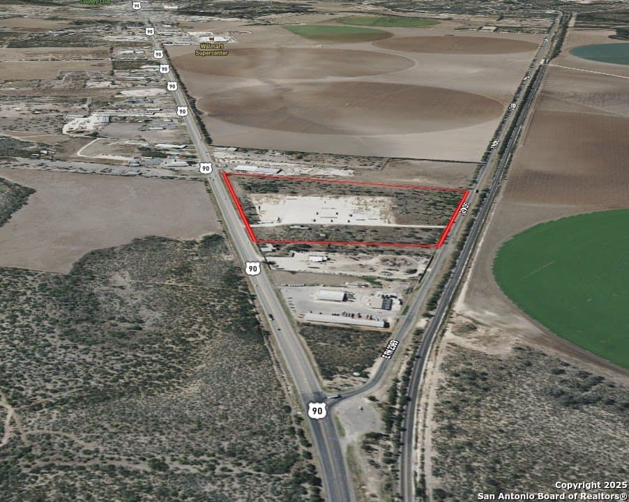 32.89 acres in Uvalde County - photo 2