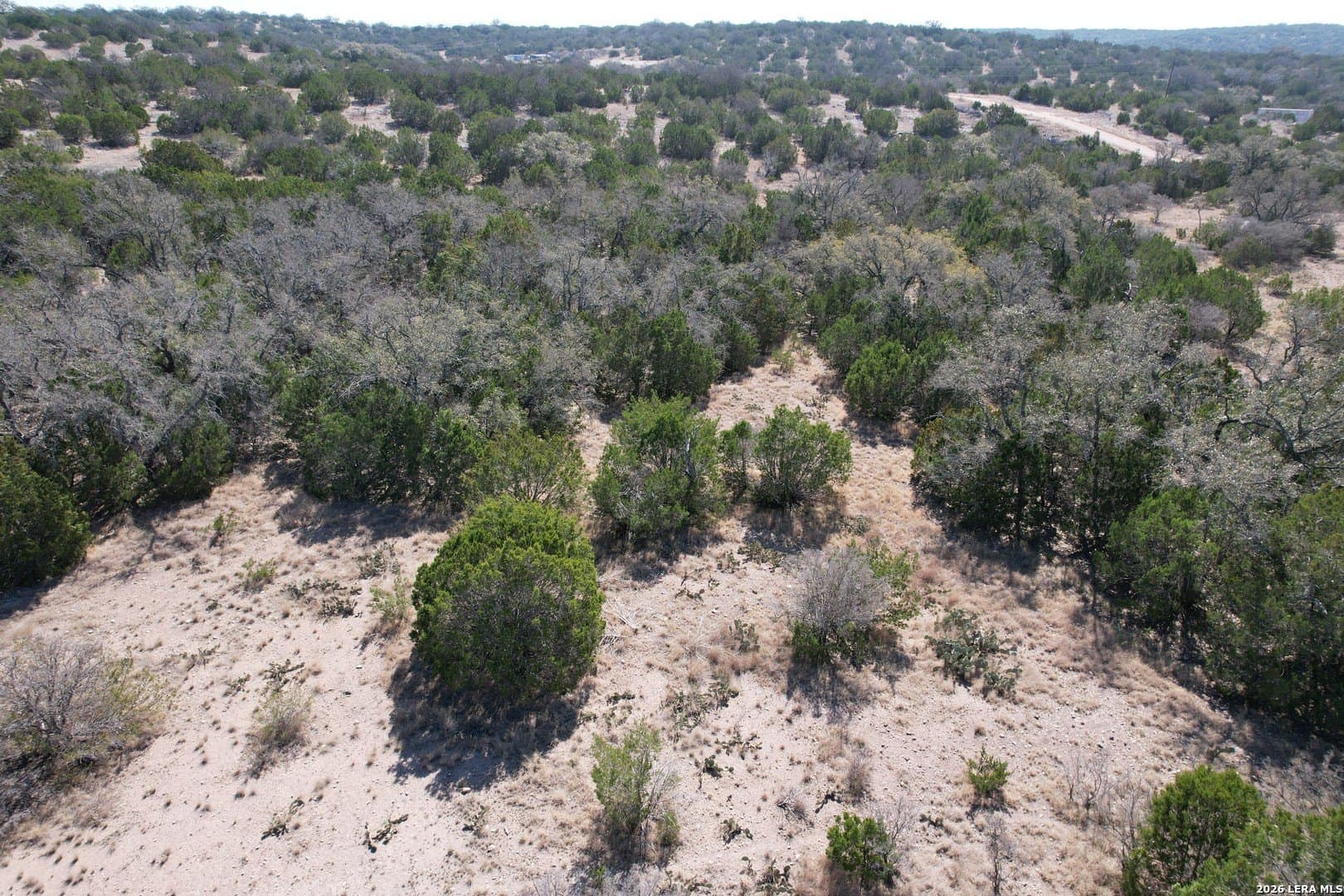 21.94 acres in Edwards County - photo 7