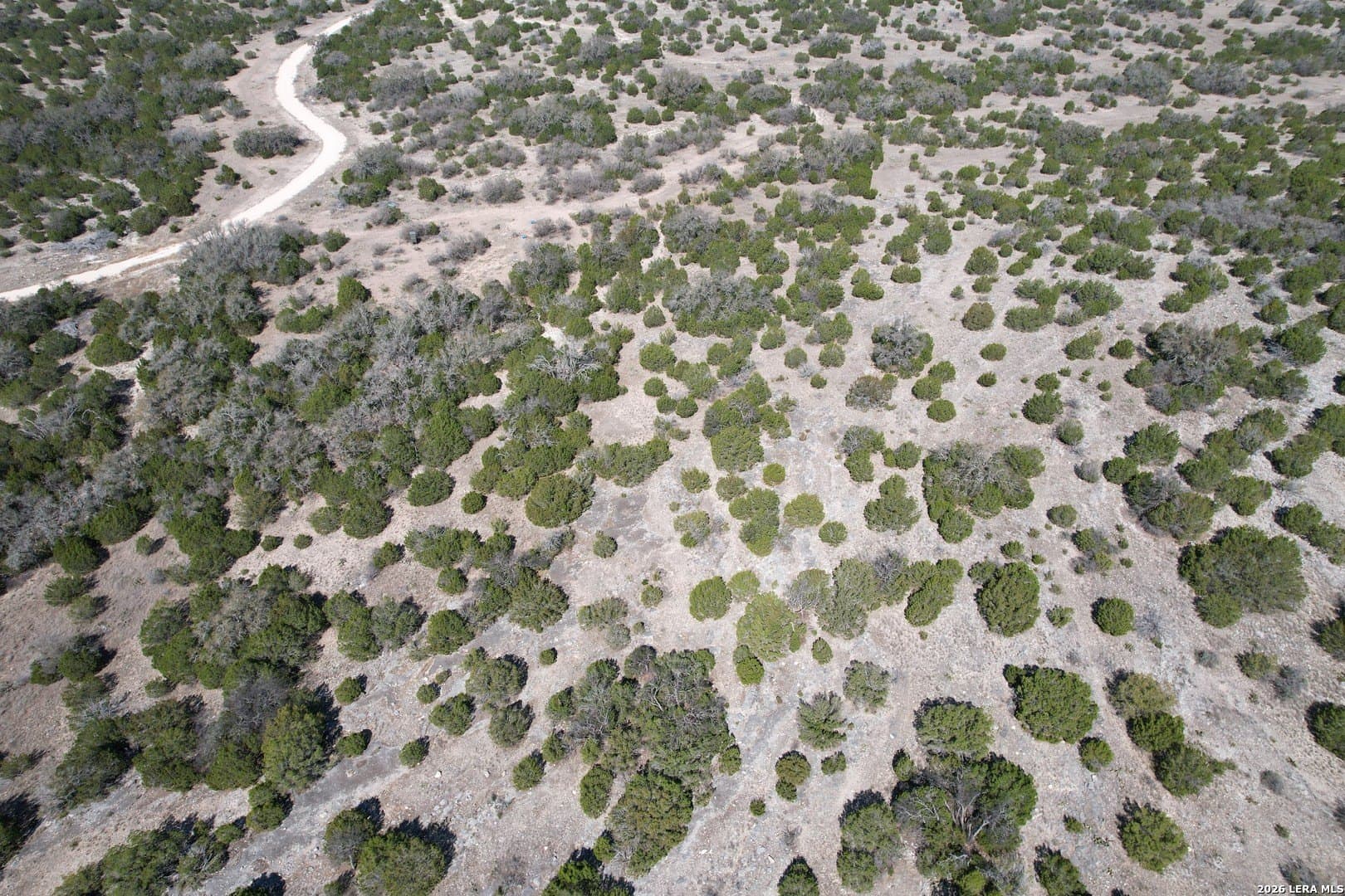 21.94 acres in Edwards County - photo 4