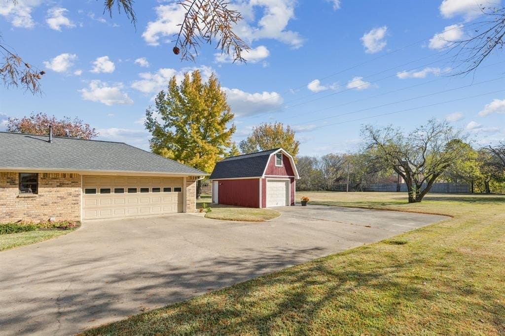 1.02 acres in Tarrant County - photo 14