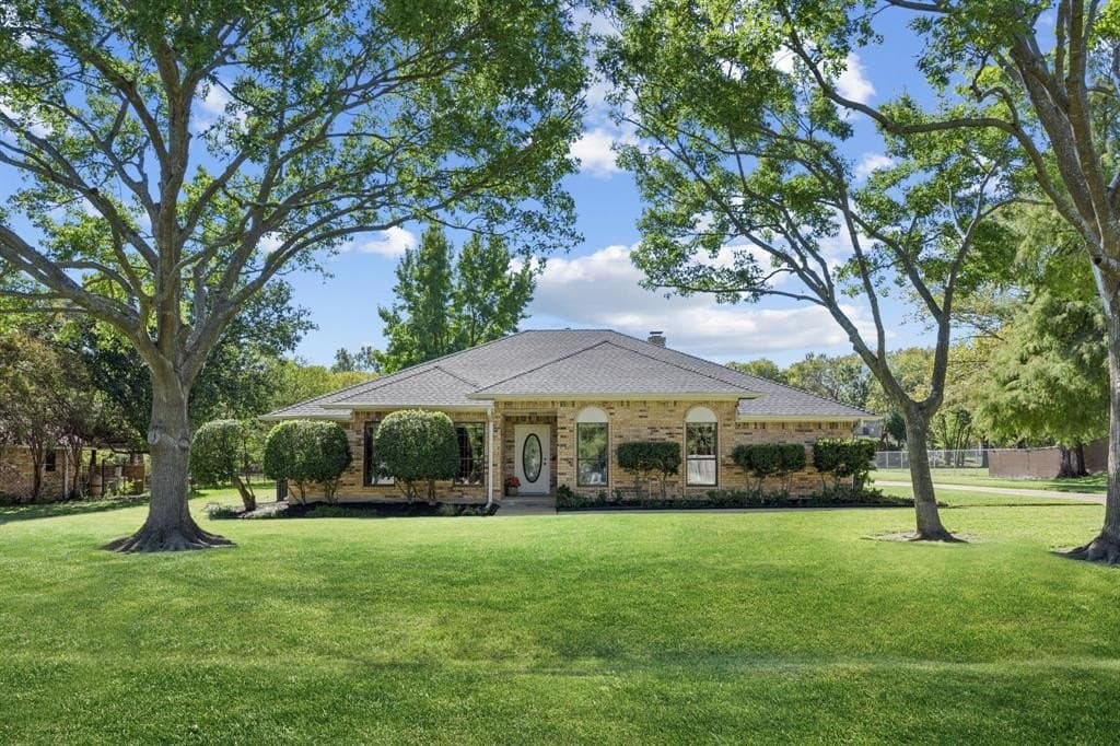 1.02 acres in Tarrant County - photo 9