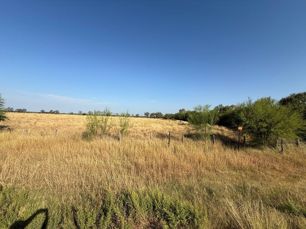 10.75 acres in Maverick County - photo 9