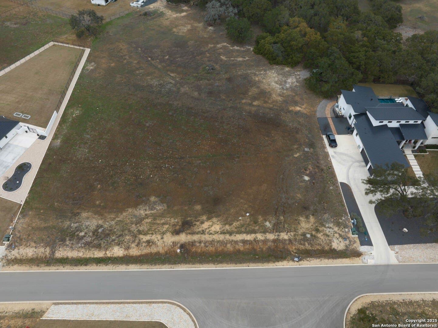 1.31 acres in Comal County - photo 8