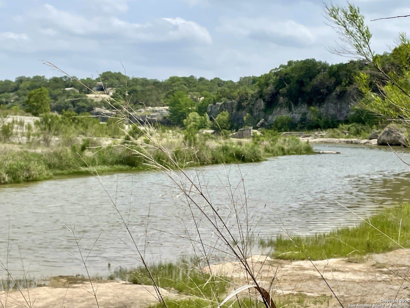 0.35 acres in Bandera County - photo 26