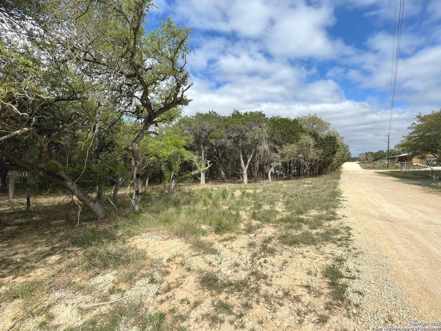 0.35 acres in Bandera County - photo 18