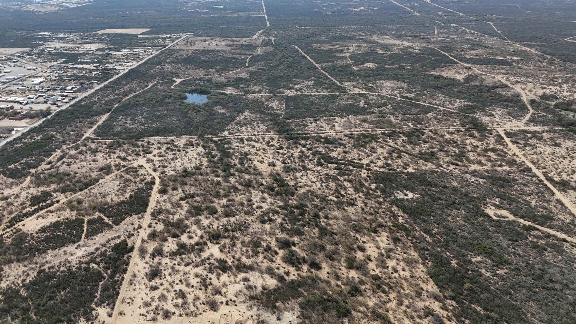 805 acres in Webb County - photo 7