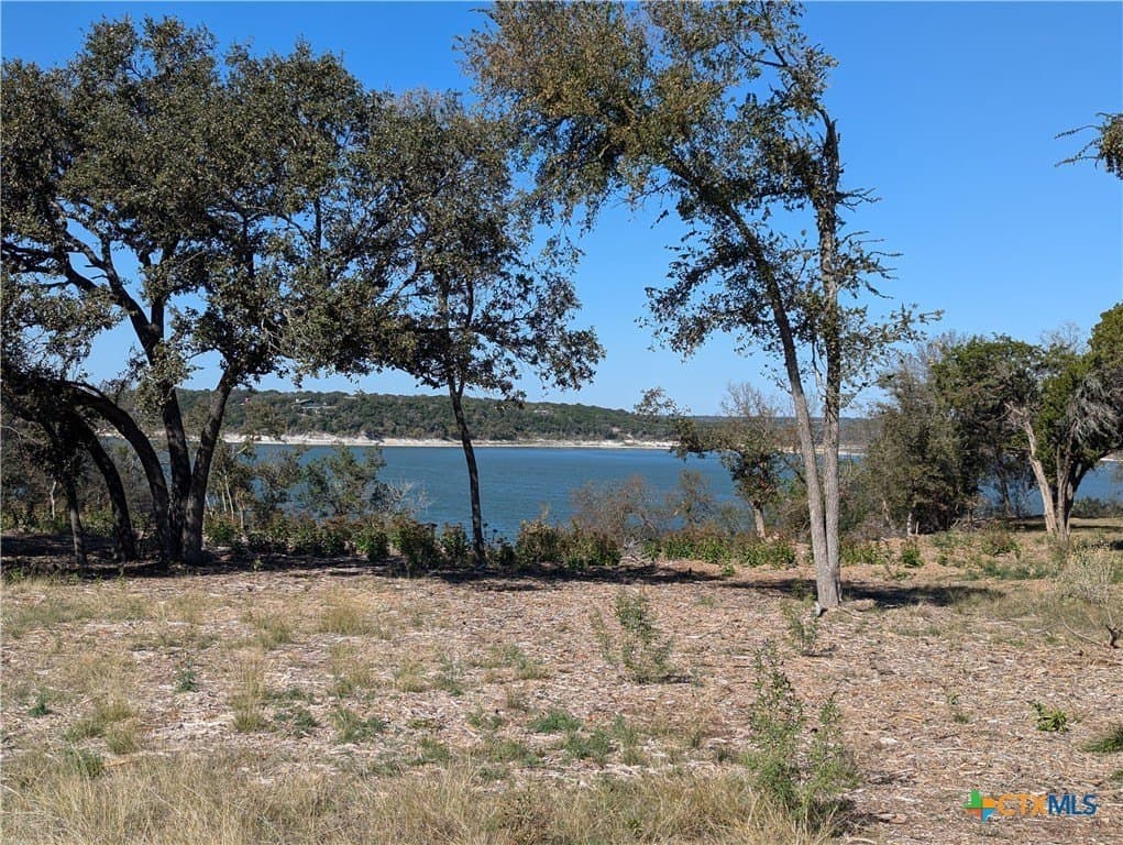 0.85 acres in Bell County - photo 8