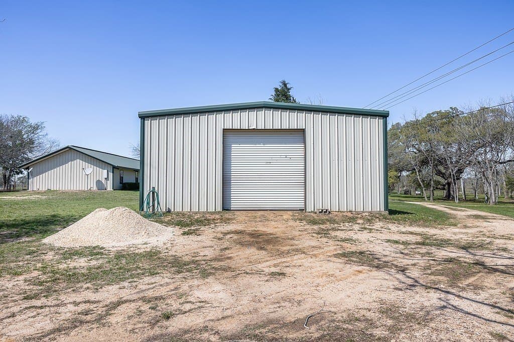 22.65 acres in Lavaca County - photo 20