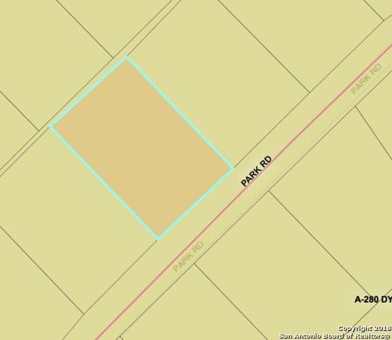 0.5 acres in Bandera County - photo 3