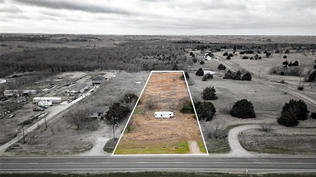 2.04 acres in Ellis County - photo 10