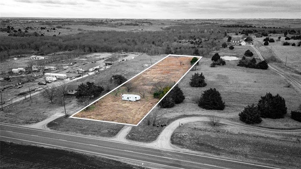 2.04 acres in Ellis County - photo 9