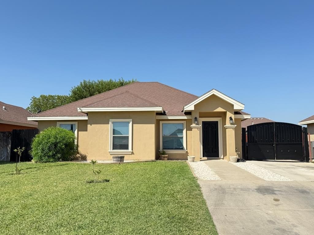 1784 Amanda Lane