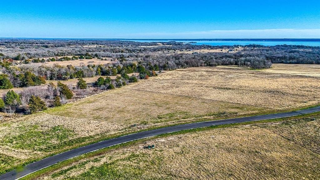 1 acres in Navarro County - photo 9