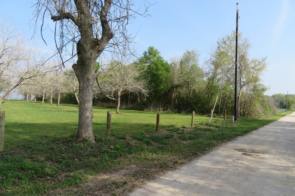 0.99 acres in Texas County - photo 2