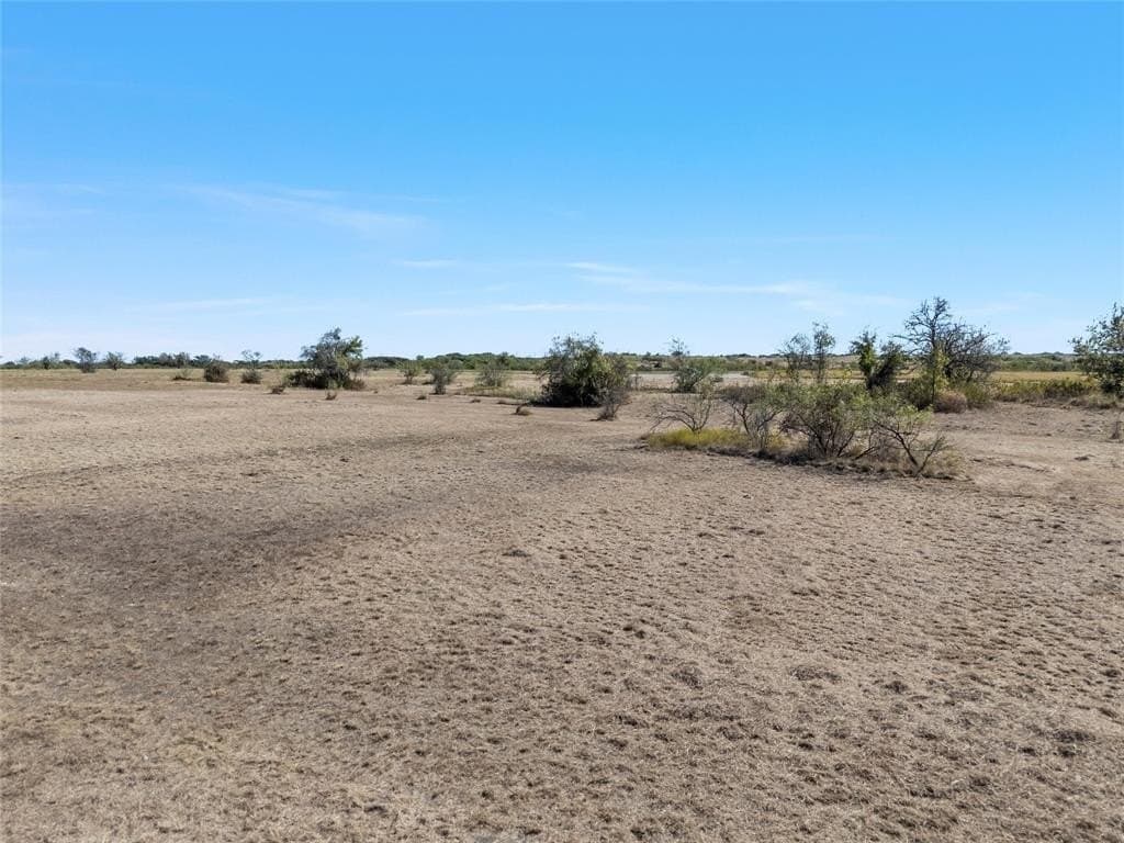5 acres in Hill County - photo 8