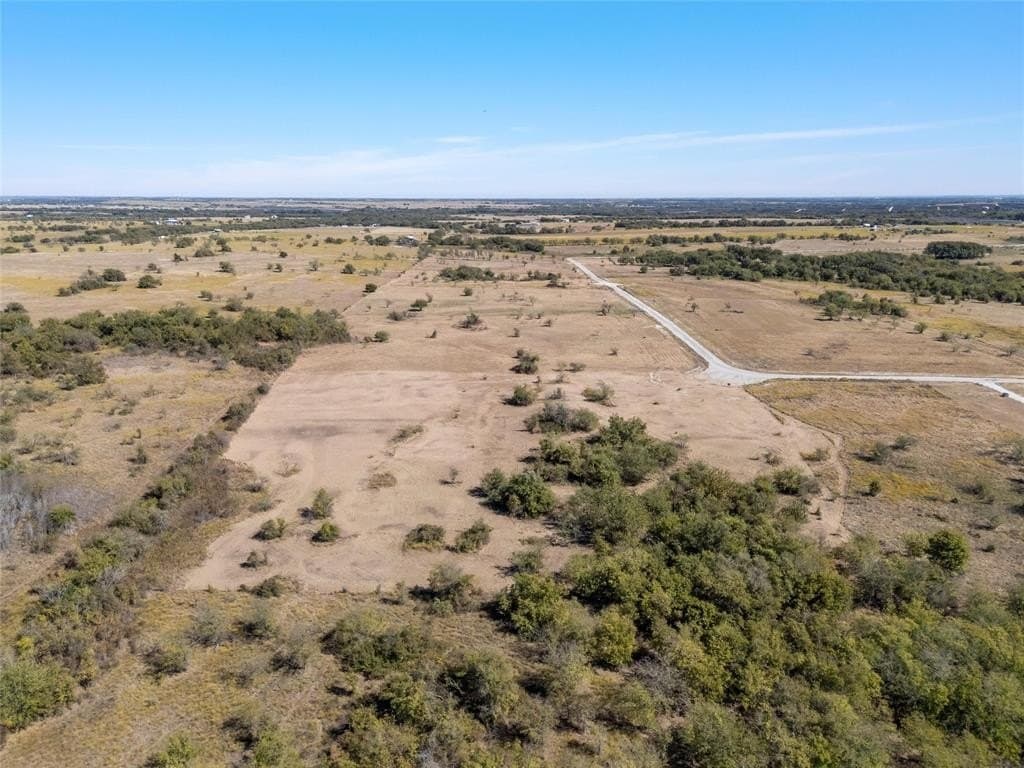 5 acres in Hill County - photo 5