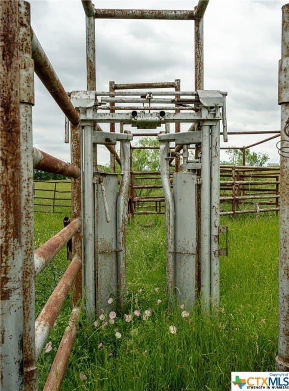 83.23 acres in Williamson County - photo 11