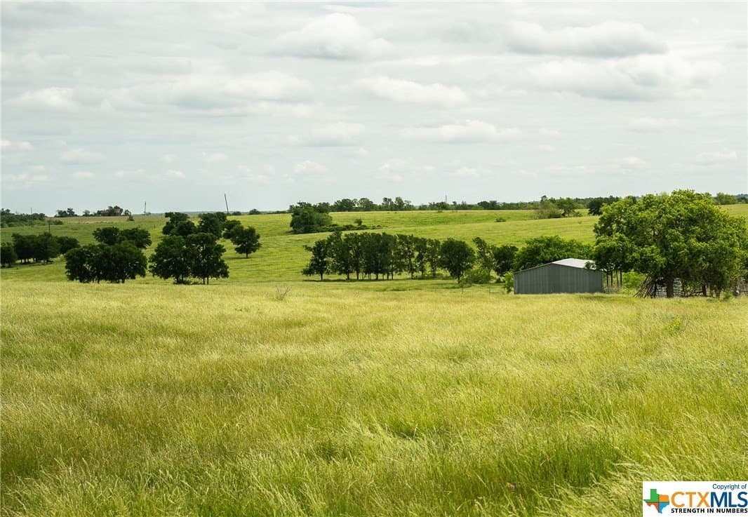 83.23 acres in Williamson County - photo 9