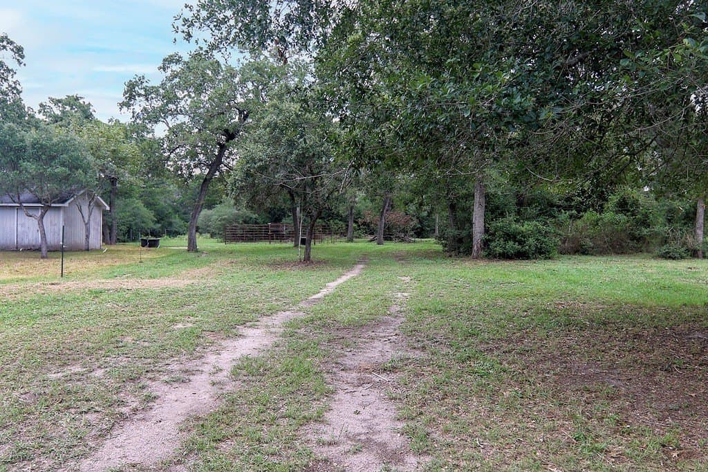14.77 acres in Fayette County - photo 9