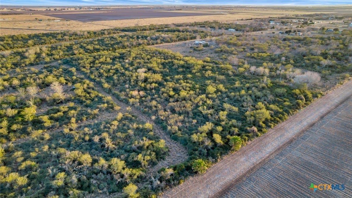 6.6 acres in Victoria County - photo 7