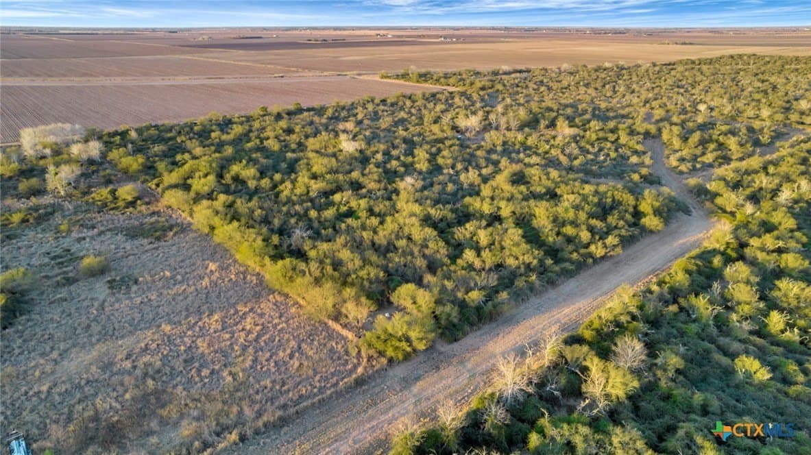 6.6 acres in Victoria County - photo 2