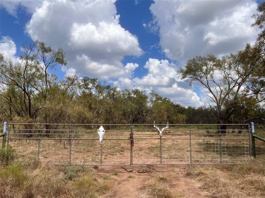 30 acres in Mills County - photo 10