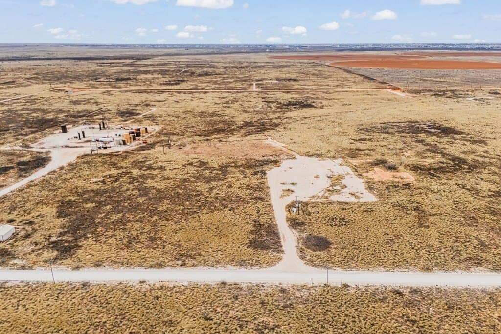 12.22 acres in Gaines County - photo 2