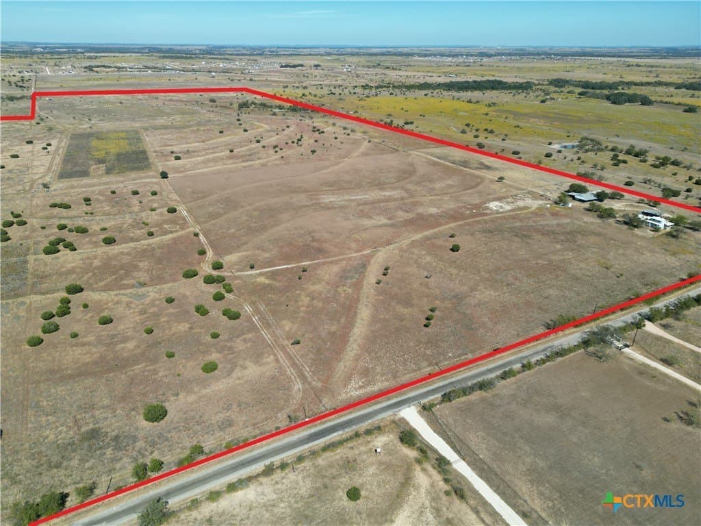 181.25 acres in Burnet County - photo 2