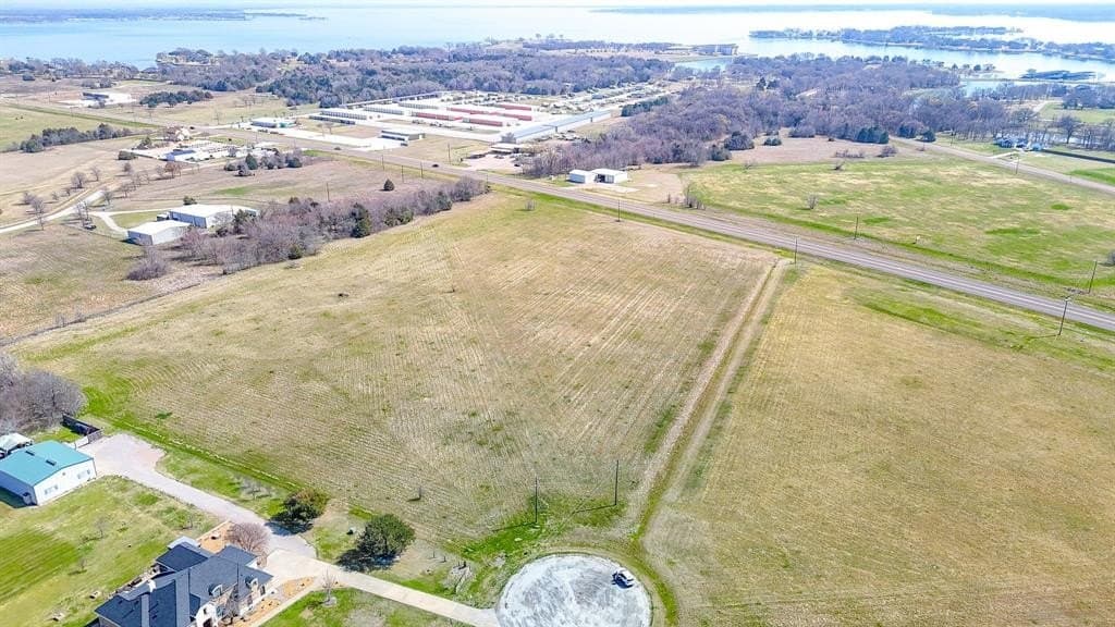 5.87 acres in Navarro County - photo 3