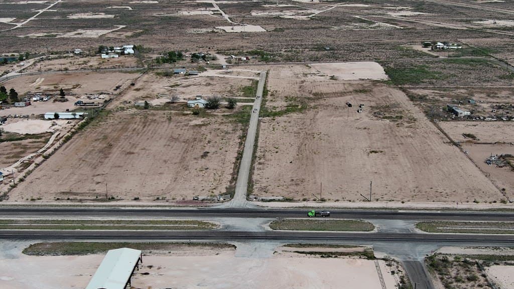 1.13 acres in Crane County - photo 5