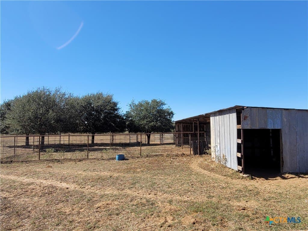 10.01 acres in Wilson County - photo 8