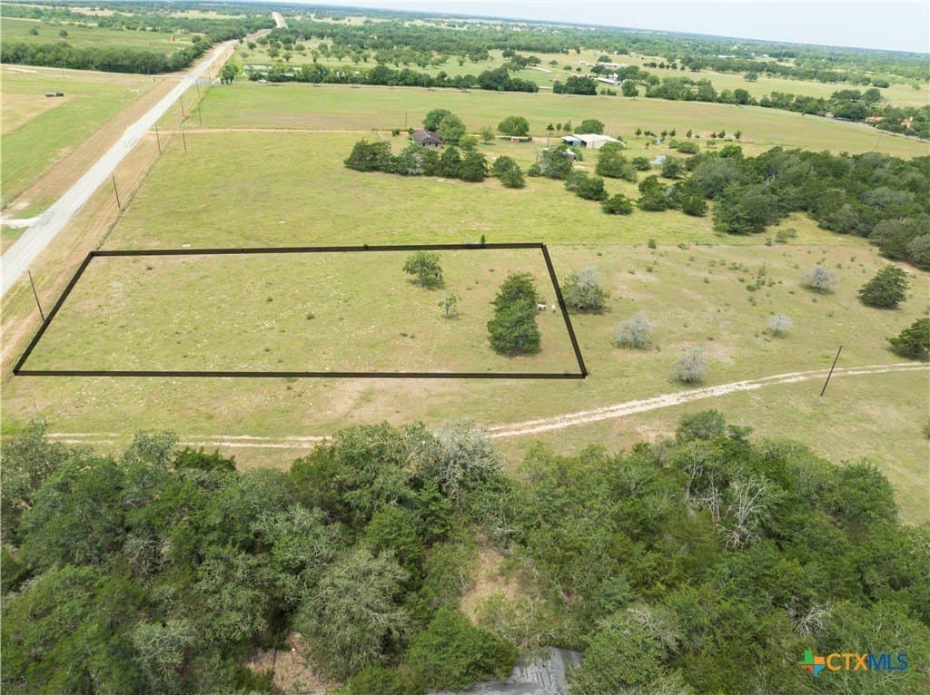 1.51 acres in Lavaca County - photo 10