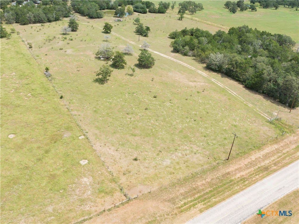 1.51 acres in Lavaca County - photo 2