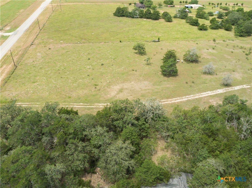 1.51 acres in Lavaca County - photo 9