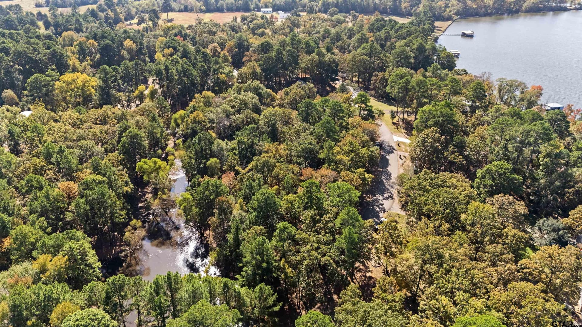 1.57 acres in Smith County - photo 3