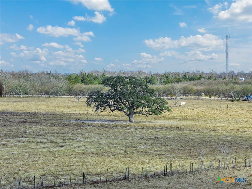 8 acres in Fayette County - photo 4