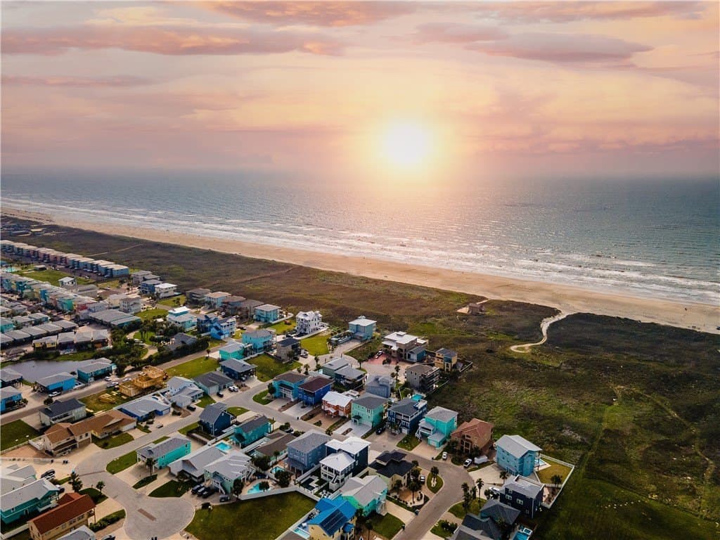 1 acres in Nueces County - photo 9