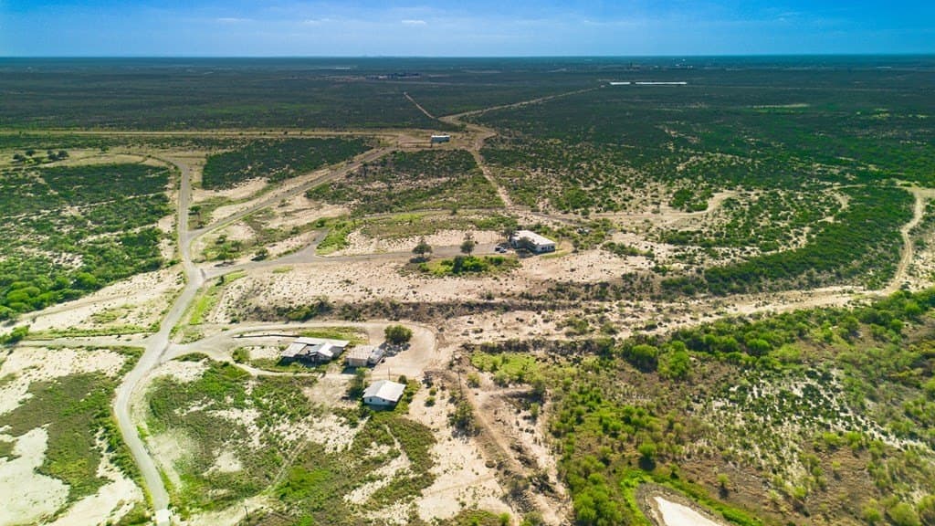 3,484,800 acres in Maverick County - photo 6
