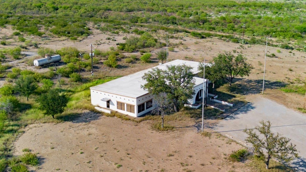 3,484,800 acres in Maverick County - photo 14