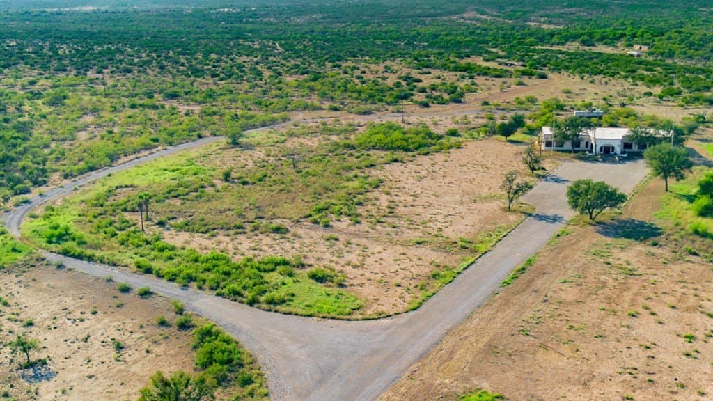 3,484,800 acres in Maverick County - photo 12