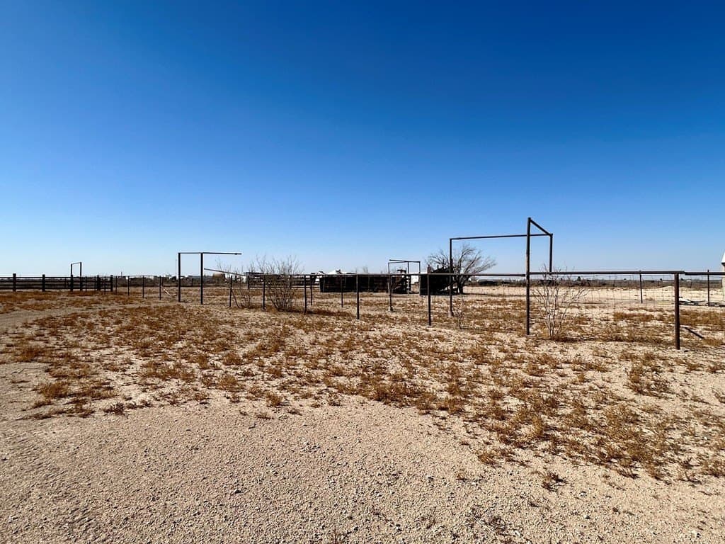 14.91 acres in Pecos County - photo 14