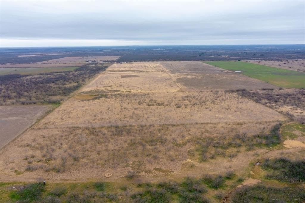 128.72 acres in Shackelford County - photo 4