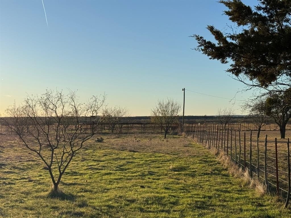128.72 acres in Shackelford County - photo 9