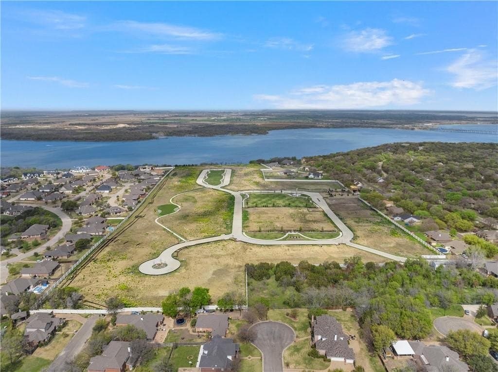 0.37 acres in McLennan County - photo 4
