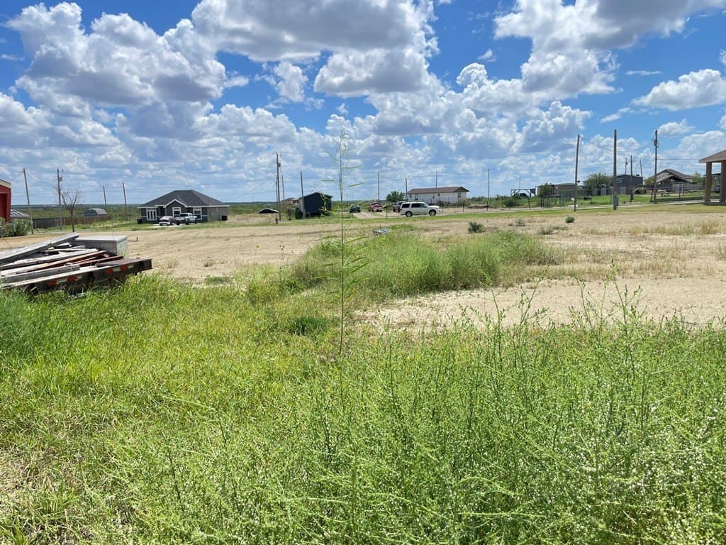 0.6 acres in Maverick County - photo 3